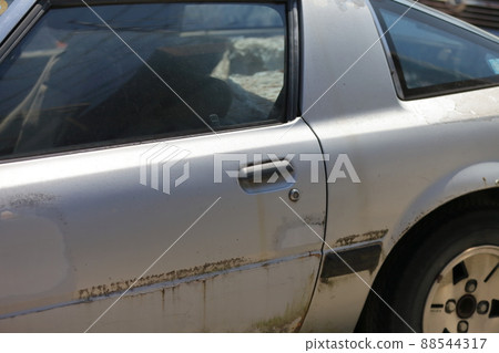 一輛舊車（日本名車）的形象 88544317