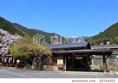 Hatonosu Station on the Ome Line 88544809