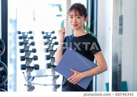 Gym instructor Gym instructor 88546342