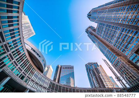 Tokyo cityscape of Japan Overlooking the Tokyo Metropolitan Government Building in the setting sun 88548777