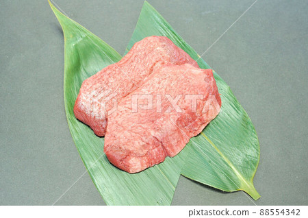 牛舌舌 88554342