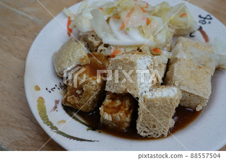 Stinky tofu 88557504