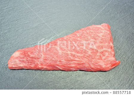 Tomo triangle 88557718