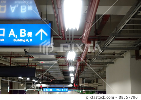 Fire sprinkler system 88557796