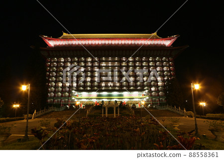 Grand Hotel 88558361