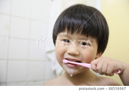 brush teeth brush teeth 88559367