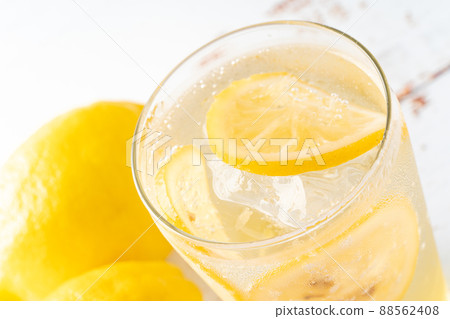 Lemon sour 88562408