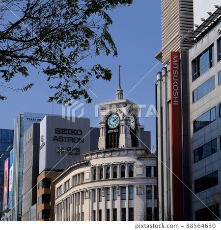 Clock Tower of Ginza Wako 88564630