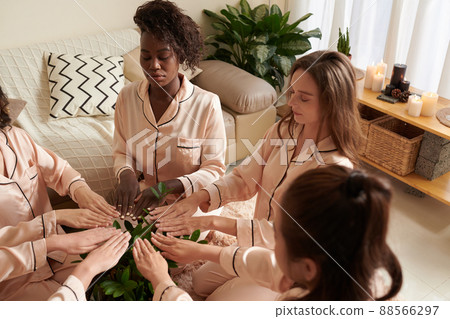 Women Performing Magic Ritual Women Performing Magic Ritual 88566297