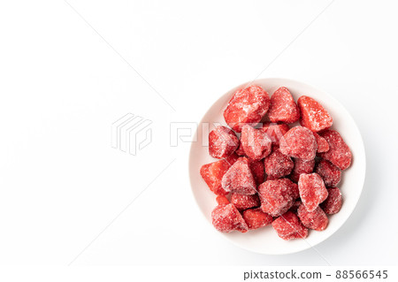 Frozen strawberry 88566545