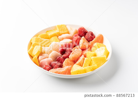 Assorted frozen fruits 88567213