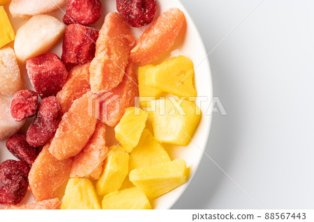 Assorted frozen fruits 88567443