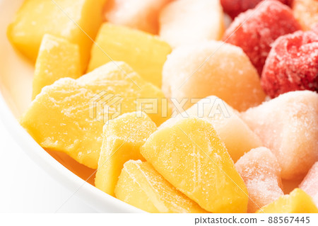 Assorted frozen fruits 88567445
