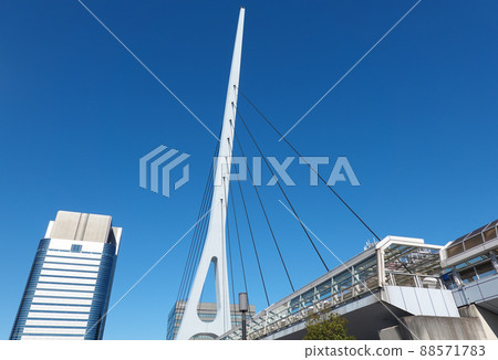 Teleport Bridge (in front of Tokyo Teleport Station on the Rinkai Line) Teleport Bridge (in front of Tokyo Teleport Station on the Rinkai Line) 88571783