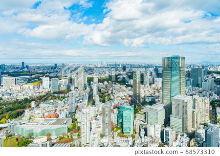 Big city image 88573310