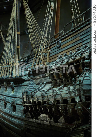 Stockholm, Swden - Novemer 6, 2018. Visit of The Vasa ship in Vasa Museum. Stockholm, Swden - Novemer 6, 2018. Visit of The Vasa ship in Vasa Museum. 88574330