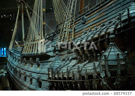 Stockholm, Swden - Novemer 6, 2018. Visit of The Vasa ship in Vasa Museum. 88574337
