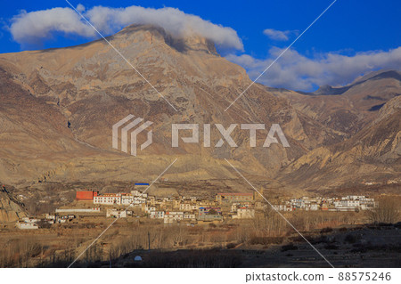 尼泊爾 Jomsom 路上的 Jarcot 村 88575246