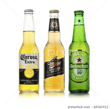 Set of world popular beer brands isolated on white background 88582412