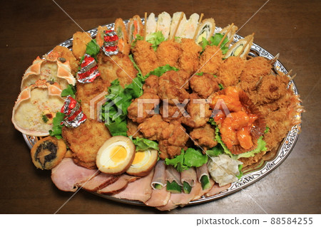 Hors d'oeuvre  88584255