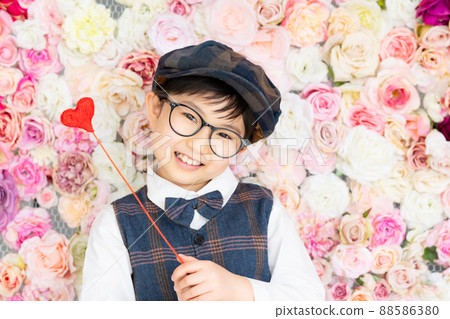 Boy with a heart commemorative photo half adult ceremony Shichigosan photo studio Boy with a heart commemorative photo half adult ceremony Shichigosan photo studio 88586380