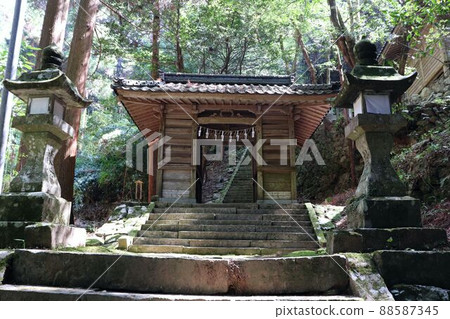 室山熊野神社瑞神門 88587345