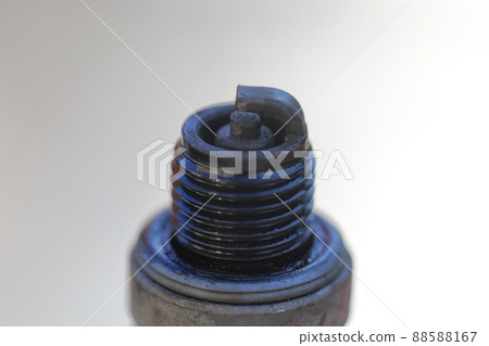 發動機火花塞老化 發動機火花塞老化 88588167
