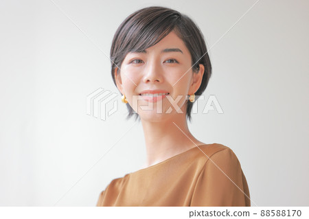 Portrait of a smiling woman 1 Portrait of a smiling woman 1 88588170
