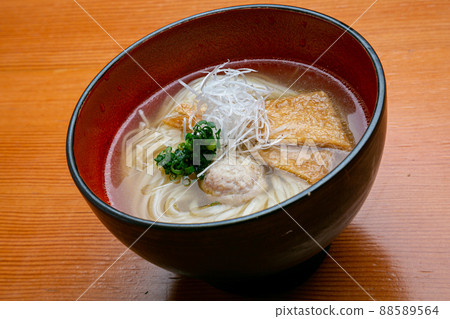 Inaniwa udon, a dish of Japanese cuisine Inaniwa udon, a dish of Japanese cuisine 88589564