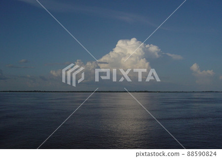 亞馬遜河和雲 88590824