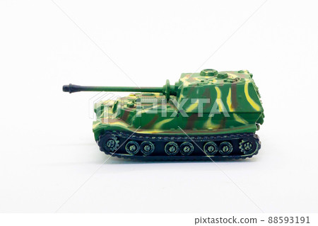 World war II tank model toy isolate on white background World war II tank model toy isolate on white background 88593191