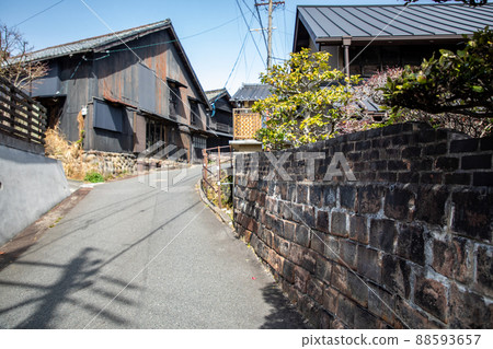 Tokoname pottery walking path 88593657