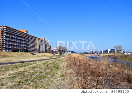 樹之城 仙台 早春 廣瀨川右岸上游八本松綠地景觀 樹之城 仙台 早春 廣瀨川右岸上游八本松綠地景觀 88595300