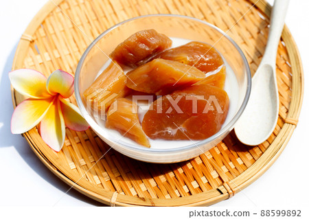 Sweet potato in coconut milk Sweet potato in coconut milk 88599892