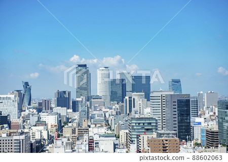 俯瞰名古屋市容和名古屋站方向 88602063