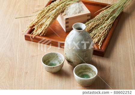 Japanese sake image 88602252