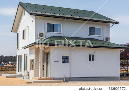 Appearance of newly built houses 88606572