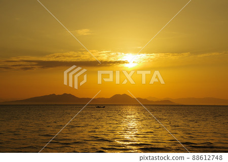 有明海和日出的景色 有明海和日出的景色 88612748
