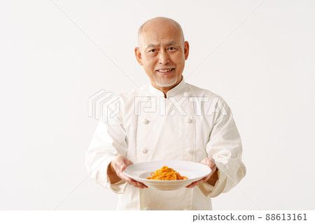 Cook pasta restaurant 88613161