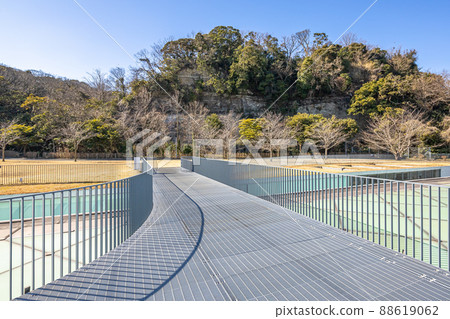 Yokosuka Art Museum 88619062