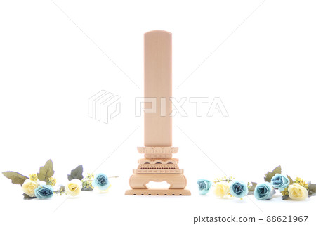 白木的牌位和插花2 88621967