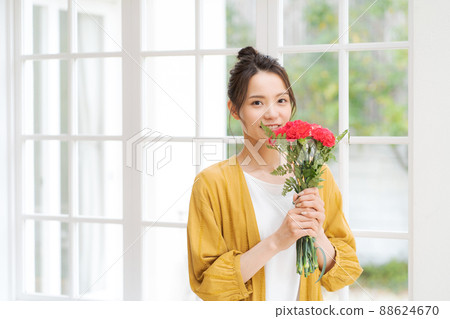 Woman with a bouquet 88624670