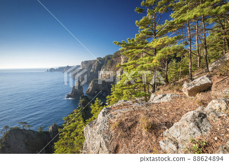 北山崎的陡峭懸崖在秋天 88624894