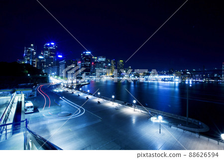 Sydney CBD view at night in Sydney. The Sydney central business district is the main commercial centre of Sydney, New South Wales, Australia. 88626594