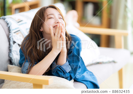 女性生活生活方式新常態 88632435