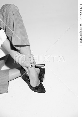 fashionable high heel shoes female legs background 88633424