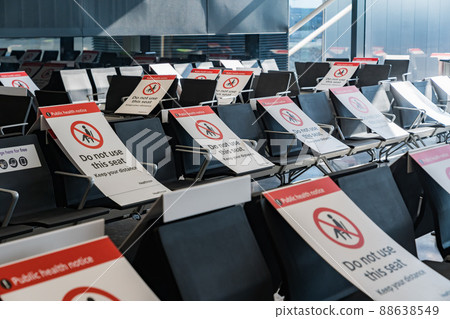 Heathrow Airport Seat Corona Countermeasures 88638549