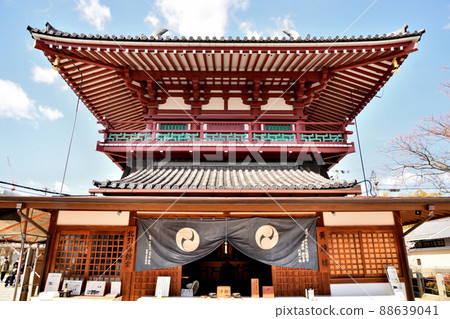 Shitennoji Temple (North Bell Tower [Yellow Bell Tower]) [Tennoji Ward, Osaka City, Osaka Prefecture] 88639041