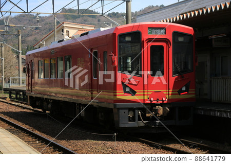 京都丹後鐵道宮福線KTR300型 京都丹後鐵道宮福線KTR300型 88641779