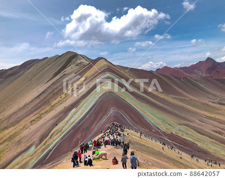 [Peru] View from the summit of Vinicunca (Mount Binikunka) 88642057